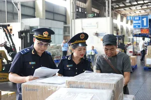 Luật Hải quan sửa đổi sẽ chuyển từ “kiểm soát” sang “phục vụ”