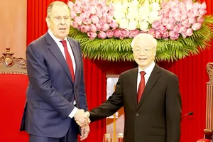 Tổng Bí thư Nguyễn Phú Trọng tiếp Bộ trưởng Bộ Ngoại giao Liên bang Nga Sergei Lavrov. Ảnh: TTXVN