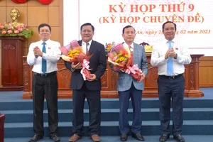 Phê chuẩn tân Phó Chủ tịch UBND tỉnh Long An Huỳnh Văn Sơn