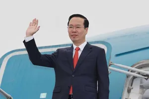 Chủ tịch nước Võ Văn Thưởng lên đường tham dự lễ đăng quang của Nhà vua Anh Charles III
