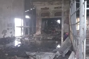 Cháy nhà và kho chứa vải làm 3 người trong gia đình ở Bắc Giang tử vong