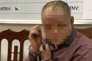 Hòa Bình: Bắt đối tượng nghi tâm thần sát hại người thân