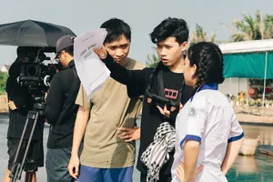Chàng đạo diễn trẻ đưa nghề làm muối lên phim