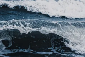 Cảnh báo sóng thần trên khắp Thái Bình Dương