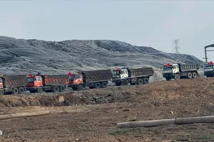 Xử lý chất thải rắn sinh hoạt tại TPHCM: Gấp rút xây dựng nhà máy đốt rác hiện đại