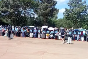 Cơ quan chức năng tỉnh Tây Ninh tiếp nhận các công dân do phía Campuchia bàn giao