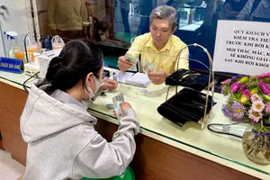 Giá vàng SJC vọt lên 129 triệu đồng/lượng