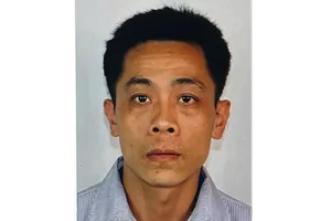 Cảnh giác với đối tượng giết người, mang theo súng bỏ trốn