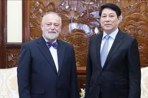 Chủ tịch nước Lương Cường tiếp Đại sứ đặc mệnh toàn quyền Czech Hynek Kmonicek. Ảnh: TTXVN