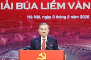 Tổng Bí thư Tô Lâm chỉ đạo tại Giải thưởng Búa liềm Vàng lần X năm 2025. Ảnh: TTXVN