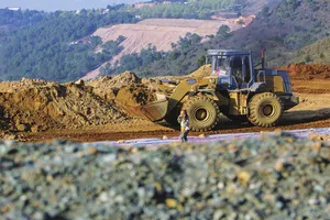 Mỏ khai thác đất hiếm tại Vân Nam, Trung Quốc. Ảnh: CGTN