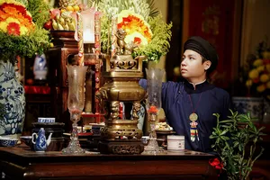 Buổi tìm hiểu văn hóa đình làng Nam bộ tại Đình thần Sơn Trà ( phường Tân Định, TPHCM) do nhóm bạn trẻ của dự án Tàng - The Culture Lab tổ chức