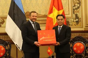 Lãnh đạo TPHCM tiếp Bộ trưởng Ngoại giao Estonia