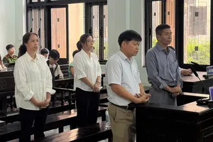 Các bị cáo tại phiên tòa xét xử sơ thẩm