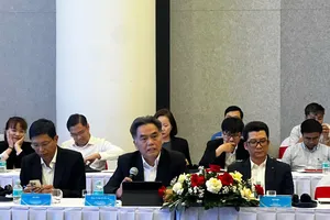 Phó Chủ tịch Thường trực UBND TPHCM Nguyễn Lộc Hà cùng đoàn doanh nghiệp tỉnh Chiết Giang, Trung Quốc. Ảnh: MINH XUÂN 