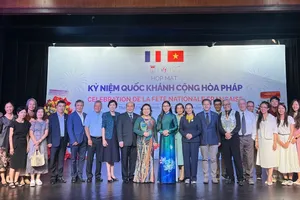 Kỷ niệm 237 năm Quốc khánh Cộng hòa Pháp