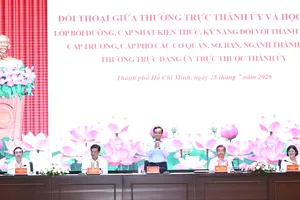 Bí thư Thành ủy TPHCM trực tiếp "gỡ" tâm lý e ngại, khơi thông bộ máy
