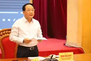 Trưởng Ban Tuyên giáo Trung ương Trịnh Văn Quyết phát biểu chỉ đạo tại buổi làm việc. Ảnh NGUYỄN HƯỞNG 