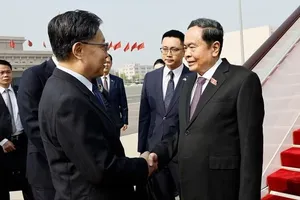 Chủ tịch Quốc hội Trần Thanh Mẫn bắt đầu thăm chính thức Trung Quốc