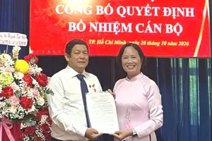 Ông Huỳnh Tấn Đạt làm Giám đốc Trung tâm Tư vấn pháp luật Hội Luật gia TPHCM