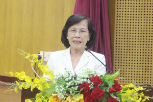 胡志明市市委原副书记、市人民议会原主席范芳草。