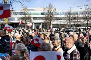 数千人在哥本哈根游行抗议美国图谋格陵兰岛