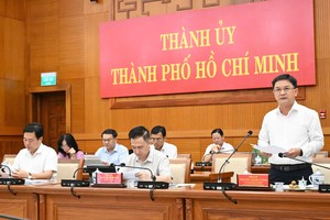 黎明兴总理在推动科学技术与革新创新发展专题会议上发言。图：杨江