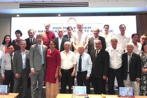 与会代表合影。 图：瑞武