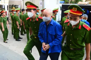 Ông Đinh Ngọc Hệ điều hành Công ty Yên Khánh ra sao?