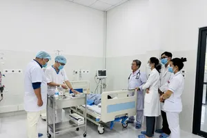 Từ chỗ chỉ thực hiện các kỹ thuật y tế cơ bản, đến nay, Trung tâm Y tế Quân dân y Côn Đảo đã từng bước làm chủ nhiều kỹ thuật chuyên sâu.
