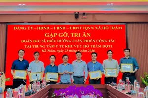 Xã Hồ Tràm (TPHCM) tri ân đoàn bác sĩ, điều dưỡng tăng cường