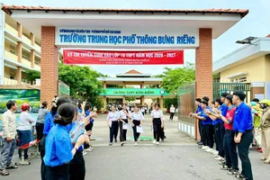 Học sinh dự thi tuyển sinh lớp 10 công lập năm học 2026-2027 tại Trường THPT Bưng Riềng (xã Xuyên Mộc, TPHCM). 
