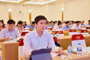 Ông Ngô Thanh Hiển, Phó Cục trưởng Cục Thông tin cơ sở và Thông tin đối ngoại (Bộ Văn hóa, Thể thao và Du lịch) dự hội nghị.
