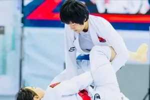 Võ sĩ Phùng Thị Huệ có mặt tại Thái Lan dự giải Grand Prix 2026 (Ảnh: JJAU)
