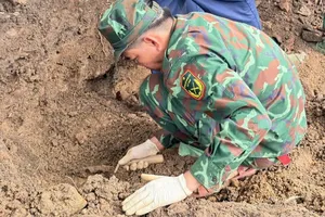 Quảng Trị: Phát hiện mộ tập thể liệt sĩ ở khuôn viên một ngân hàng 