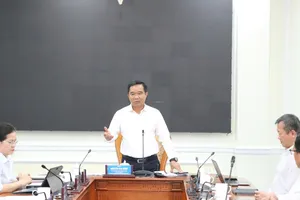 Chủ tịch UBND TPHCM Nguyễn Văn Được phát biểu tại buổi làm việc