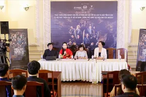 NSND Nguyễn Thị Thanh Thúy, Phó Giám đốc Sở VH-TT TPHCM, phát biểu tại tọa đàm. ẢNH: HOÀNG TRIỀU