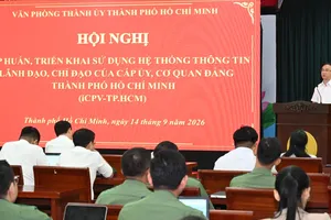 Phó Bí thư Thành ủy TPHCM Đặng Minh Thông phát biểu chỉ đạo hội nghị. Ảnh: VIỆT DŨNG