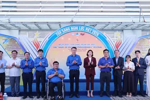 Các đại biểu tham gia ngày hội " Tỏa sáng nghị lực Việt", ngày 18-9. Ảnh: THANH HẢI