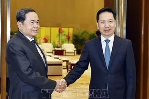 Chủ tịch Quốc hội Trần Thanh Mẫn tiếp Bí thư Tỉnh ủy, Chủ nhiệm Ủy ban Thường vụ Nhân đại tỉnh Thiểm Tây (Trung Quốc) Triệu Nhất Đức. Ảnh: TTXVN