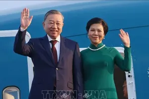 Tổng Bí thư, Chủ tịch nước Tô Lâm cùng Phu nhân. Ảnh: TTXVN