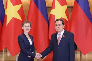 Chủ tịch Quốc hội Trần Thanh Mẫn và Thủ tướng Công quốc Liechtenstein Brigitte Haas. Ảnh: QUANG PHÚC