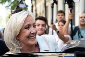 Bà Marine Le Pen tại Paris ngày 22-10, thời điểm bà công bố chiến dịch tranh cử tổng thống mới nhất. Ảnh: Jeanne Accorsini/Sipa/Shutterstock