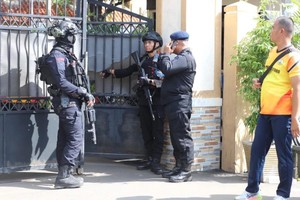 印尼首都一清真寺发生爆炸致54人受伤