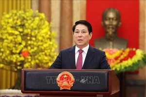 国家主席梁强向全国同胞、同志和战士，以及海外越南侨胞致以新春贺信。