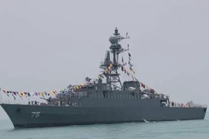 伊朗军舰在斯里兰卡以南海域疑遭潜艇袭击 或已致100人死亡