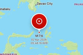 印尼7.6级地震引发海啸预警 已致人员伤亡