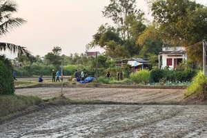 公安封锁现场调查。