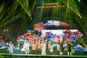活动上的表演节目。图：黄雄