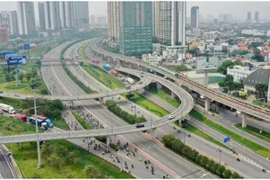 胡志明市第四季度各大项目建设全面提速。图：黄雄